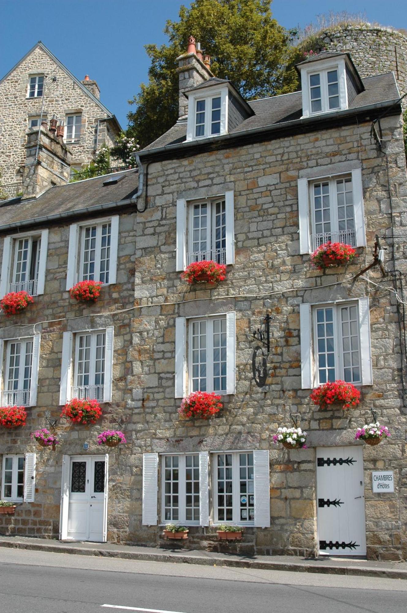 Numero CINQ Domfront (Orne) Exterior foto