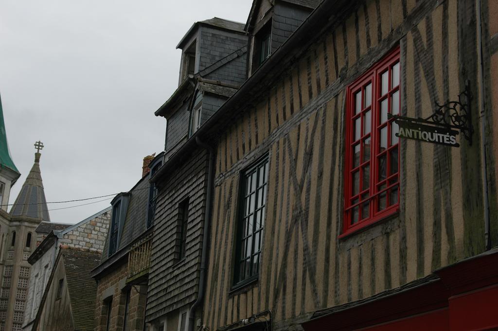 Numero CINQ Domfront (Orne) Exterior foto
